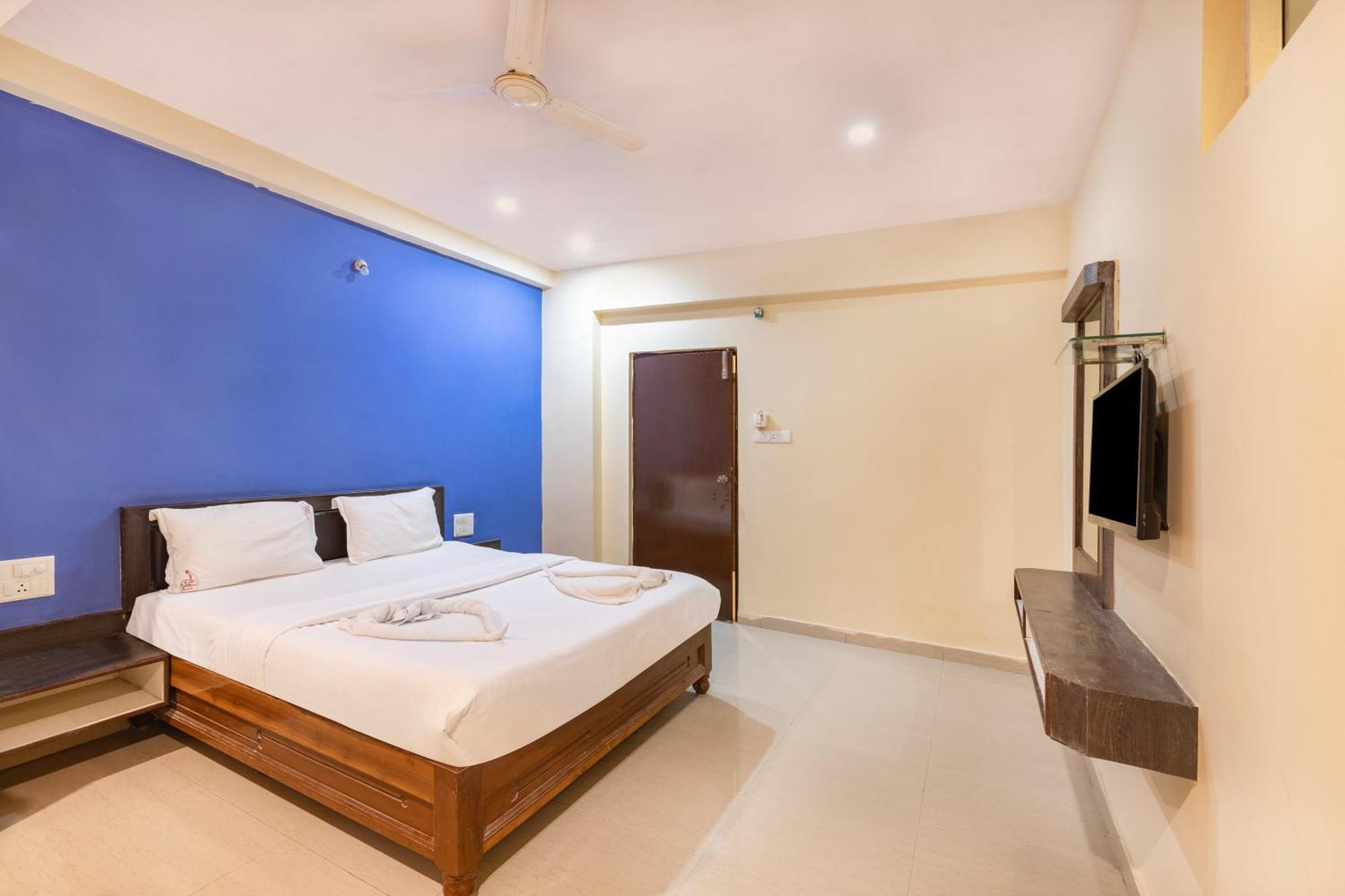 Iroomz Eco - Hotel Big Boss Chitradurga Exterior photo