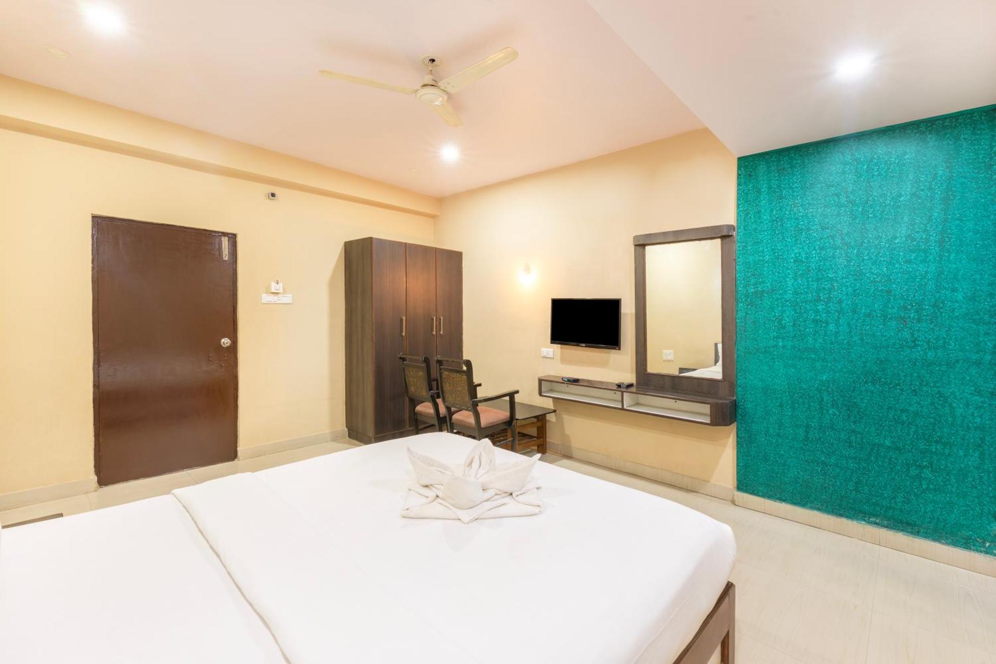 Iroomz Eco - Hotel Big Boss Chitradurga Exterior photo